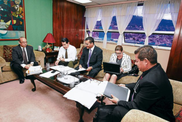 Gobierno amplía funciones de comisión en Cultura