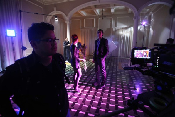 Cantante hondureño Chia Casanova graba nuevo clip