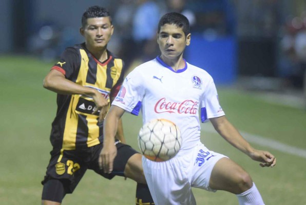 Real España empató en el último minuto ante Olimpia