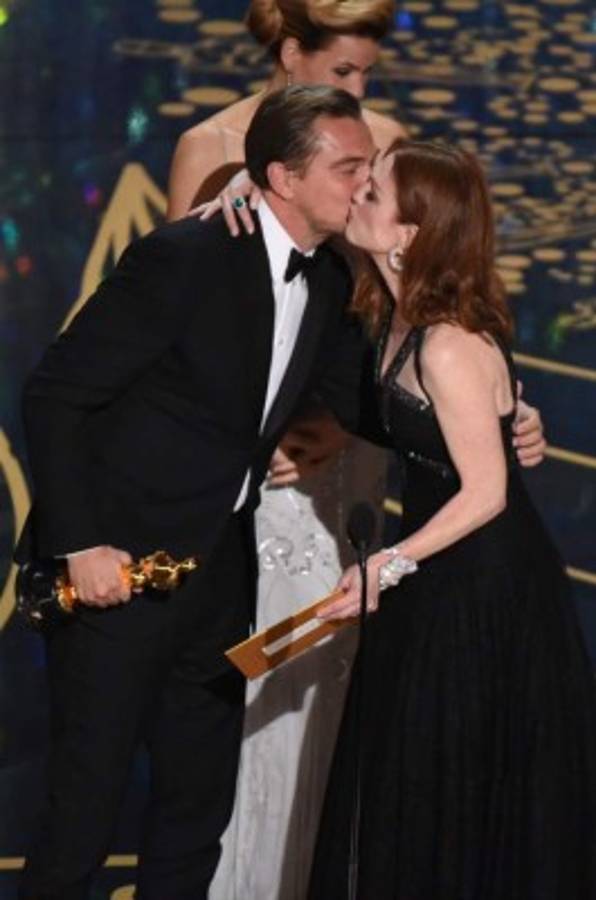 Hollywood reconoce al fin a Leonardo DiCaprio   