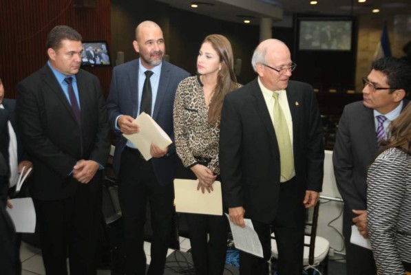 Virgilio Padilla: 'Traidores y tránsfugas son los que se han ido del Pac”