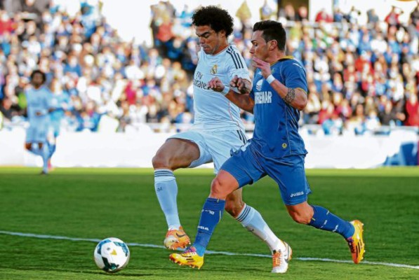 Real Madrid gana al Getafe e iguala al Barça y Atlético