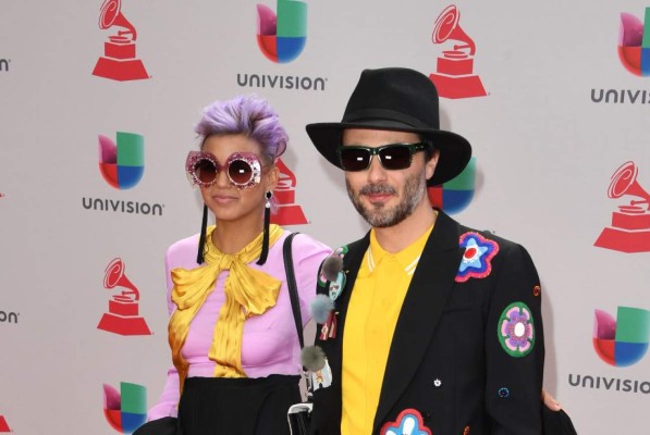 Latin Grammy Awards: Así llegaron vestidos los famosos a la décima octava premiación