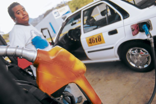 Honduras: Anuncian nueva rebaja a gasolinas