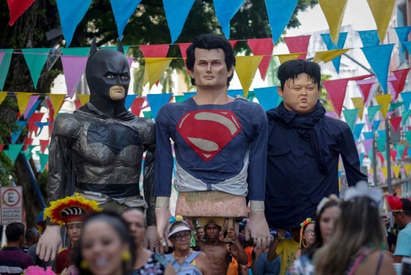 Trump, Greta y Joker, los protagonistas del Carnaval de Recife, Brasil