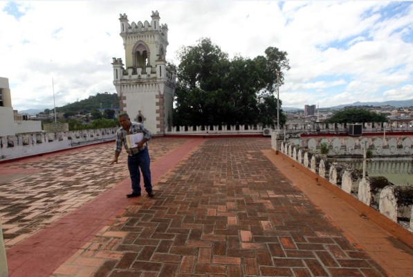 Inicia restauración de antigua Casa Presidencial
