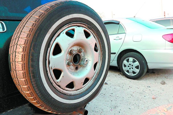 Manejar a la defensiva, acto de prudencia que salva vidas