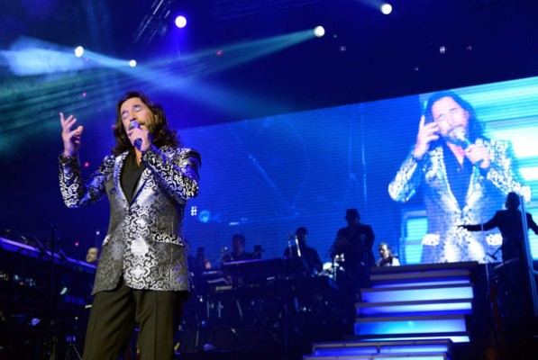 Honduras espera a Marco Antonio Solís