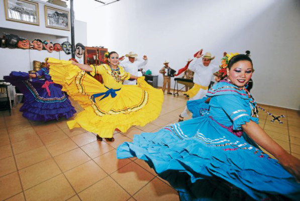 ¡A bailar las danzas de Honduras!