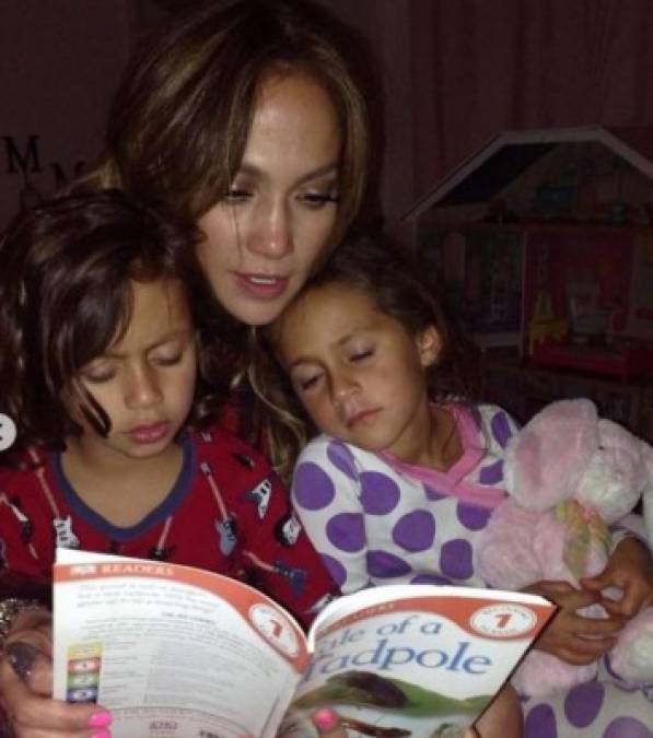 La dramática infancia de Jennifer López y la valiosa lección que quiere dejarles a sus hijos (FOTOS)