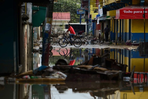 Una marea de lodillo, viviendas destruidas y un duro reinicio, el drama de los limeños (FOTOS)