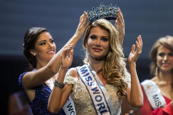 Miss Mundo 2015 reveló que hizo trampa para ganar la corona