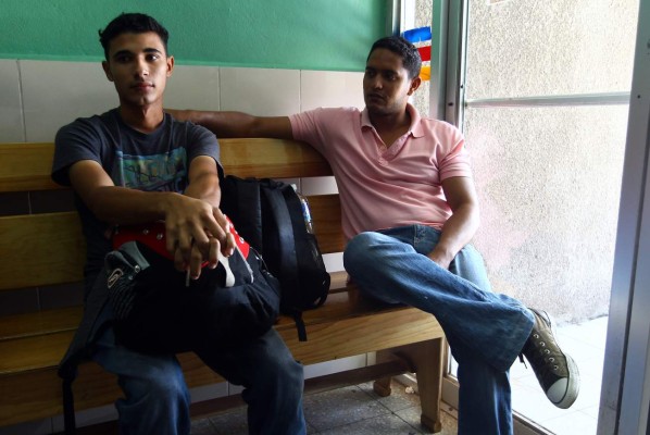 Honduras: Con gran lista de insumos reciben en el IHSS a parturientas