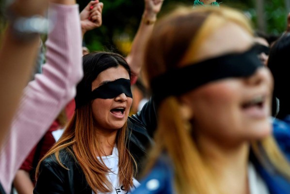 'Un violador en tu camino': Lo que no te han contado de este himno feminista que le da la vuelta al mundo