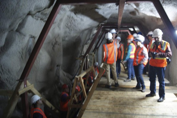 Supervisan avances de proyectos en represas