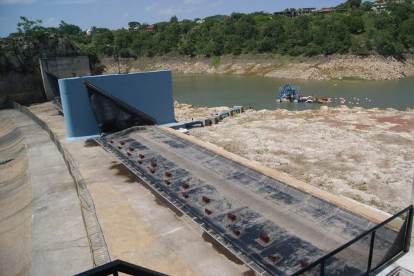 SANAA garantiza suministro de agua