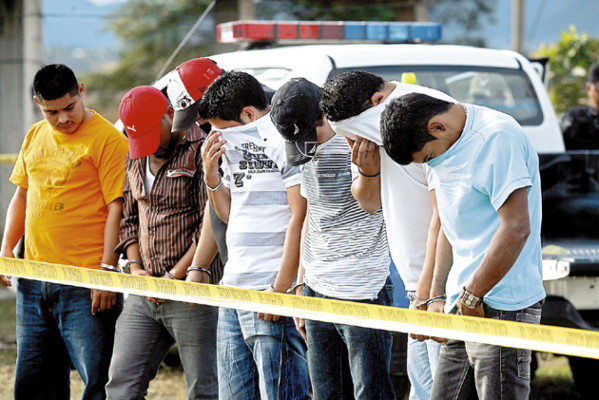Caen siete hombres que querían rescatar a peligroso reo de la Penitenciaría Nacional