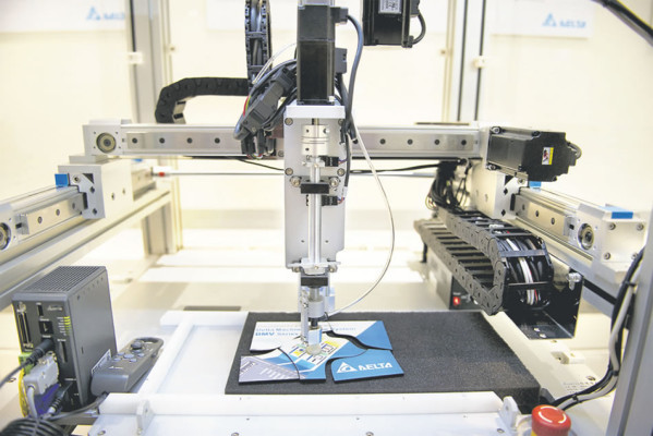 Los robots se abren paso en las plantas chinas