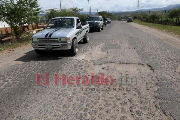El equipo de EL HERALDO Plus llegó hasta la frontera de Las Manos, entre Honduras y Nicaragua, donde los conductores de equipo pesado se quejaron por el mal estado de la vía.