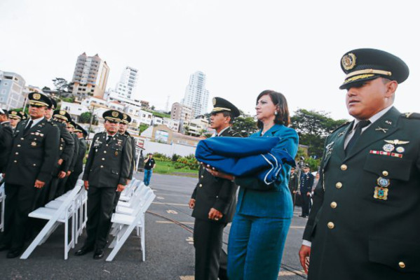 Día de la Bandera marca inicio de fiestas patrias