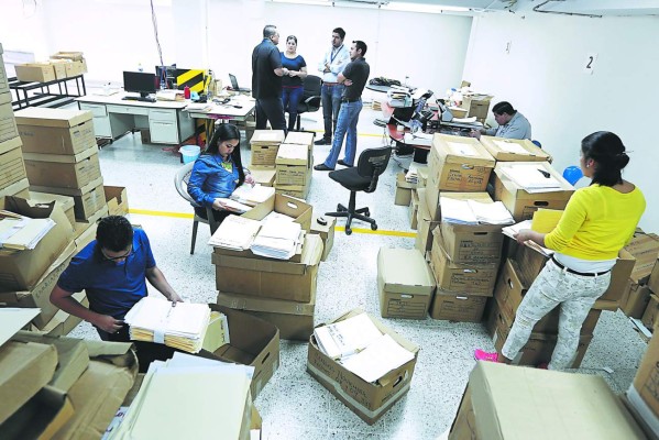 El IHTT descarta 8,000 solicitudes de permiso por irregularidades