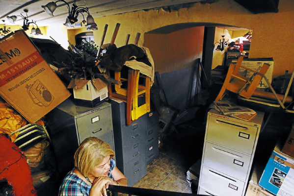 Piden intervenir la Biblioteca Nacional Juan Ramón Molina