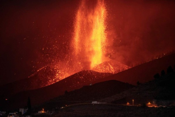 Catastróficas imágenes a 7 días de la erupción del volcán de La Palma