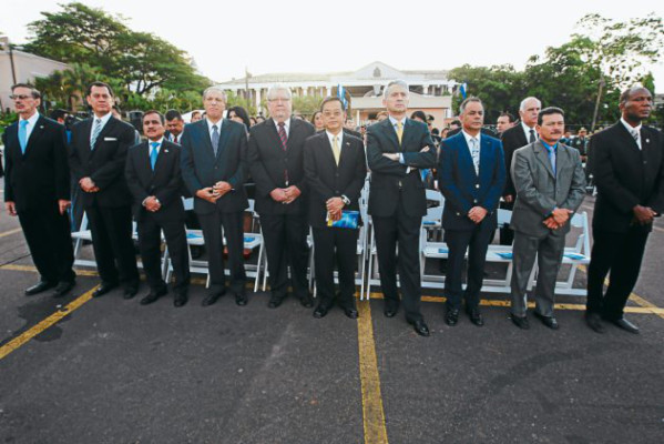 Día de la Bandera marca inicio de fiestas patrias