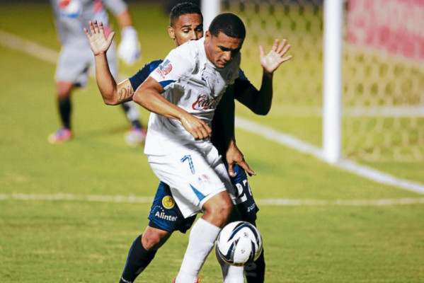 Motagua se impone a un Olimpia en crisis