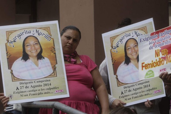Hondureñas exigen un alto a los asesinatos