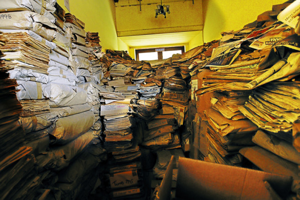 Piden intervenir la Biblioteca Nacional Juan Ramón Molina