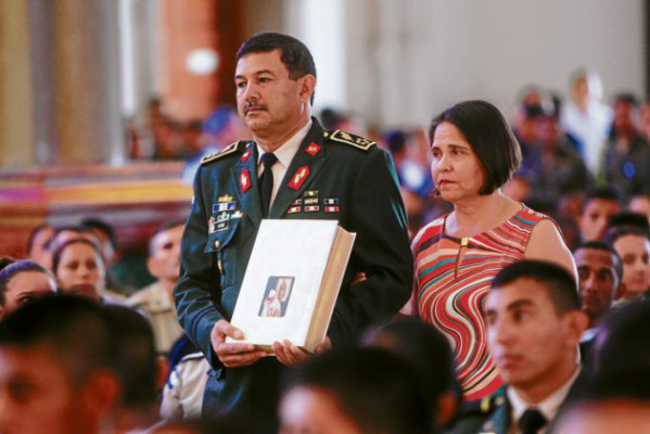 Promover la paz, el mandato que dio Virgen de Suyapa a sus tropas