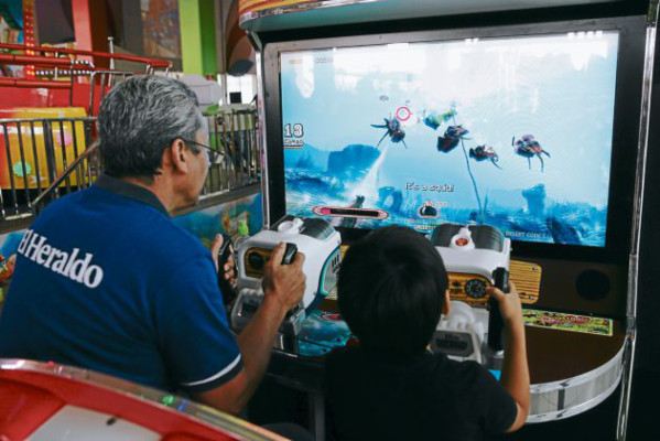 Ángel Lara, Súper Papá EL HERALDO