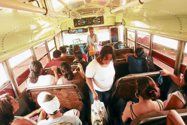 Transportistas se burlan de usuarios con irrisoria rebaja