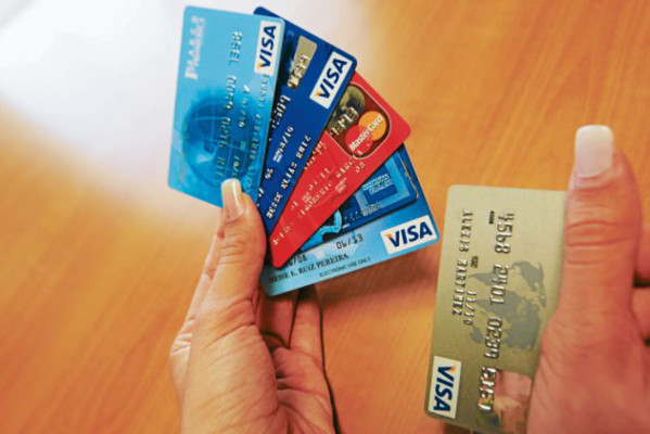Institutos de previsión prestarán a morosos por tarjetas de crédito