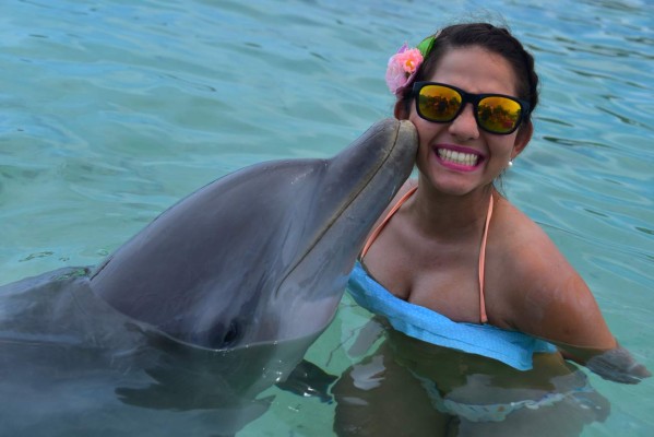 Encantos del caribe reunidos en un solo lugar: Roatán