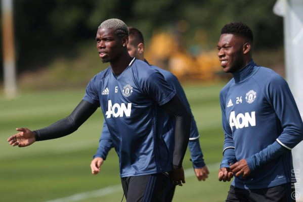 Francés Pogba se pierde por suspensión primer partido de liga inglesa