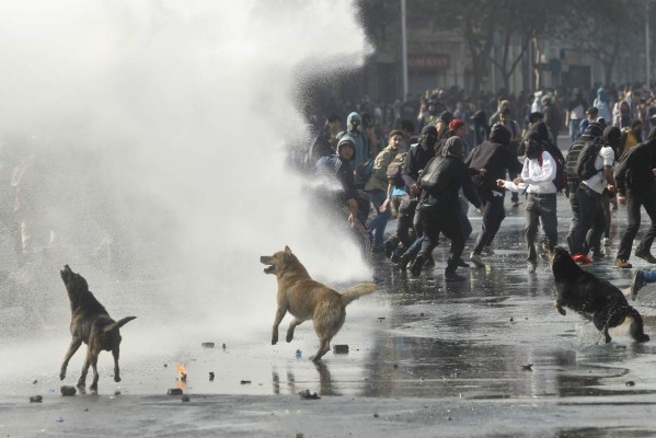 Muerte de dos jóvenes ensombrece manifestaciones estudiantiles