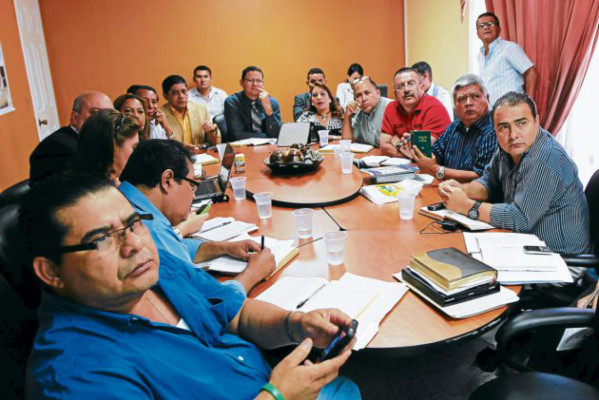Diálogo gobierno-maestros se reinicia el lunes