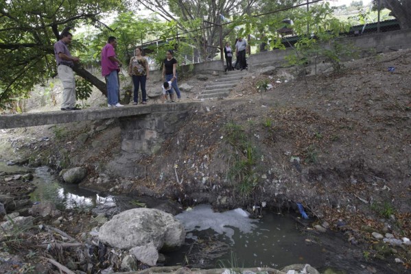 Vuelven clases, pero continúa problema