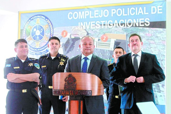 Supervisan edificio de la DPI