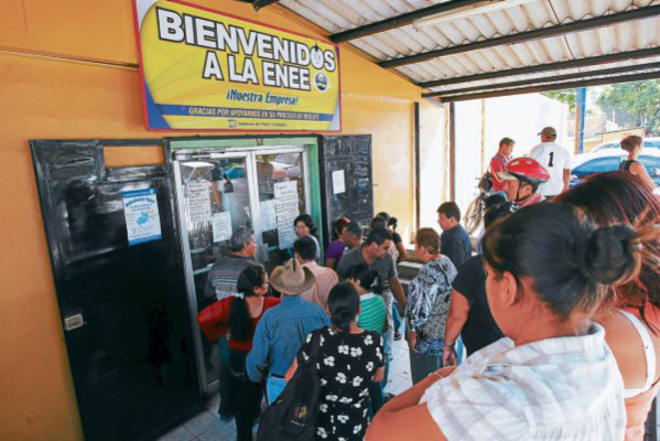 Grupito político y empresarial relevaría a Semeh