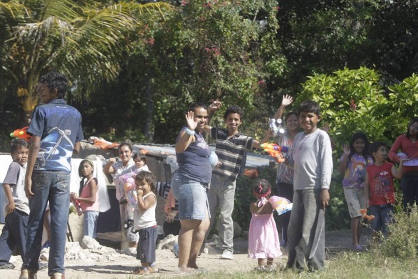Honduras: Fiesta navideña en carpintero