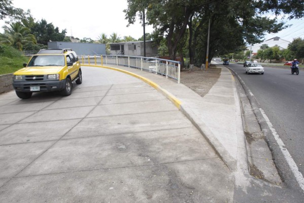 Tegucigalpa: Habilitado nuevo retorno en la colonia Miraflores