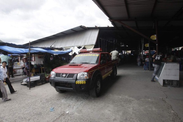 Cambio eléctrico y reglamento de locales plantean en mercados