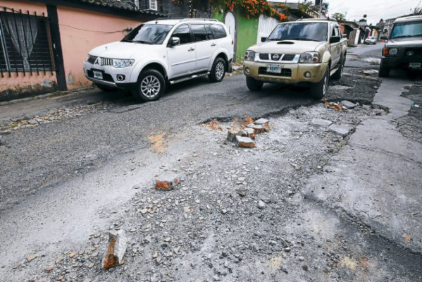 Inicia reto de mejorar la red vial