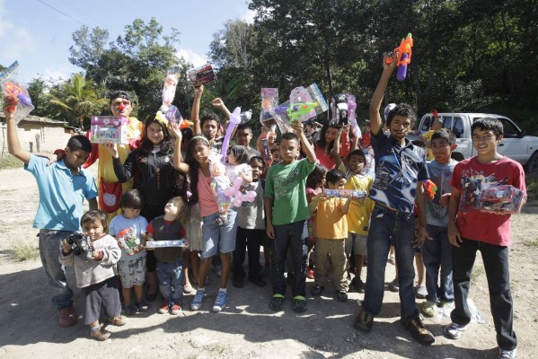 Honduras: Fiesta navideña en carpintero