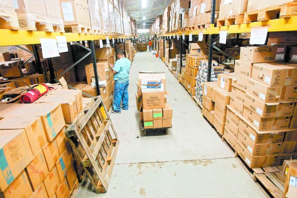 Abastecen de medicinas para enfermos crónicos