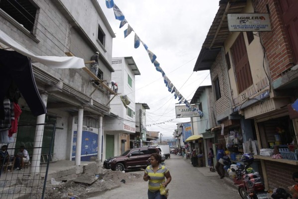Cambio eléctrico y reglamento de locales plantean en mercados