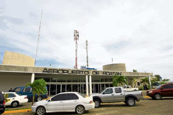 Invertirán 19 millones de dólares en el aeropuerto de Roatán, Honduras